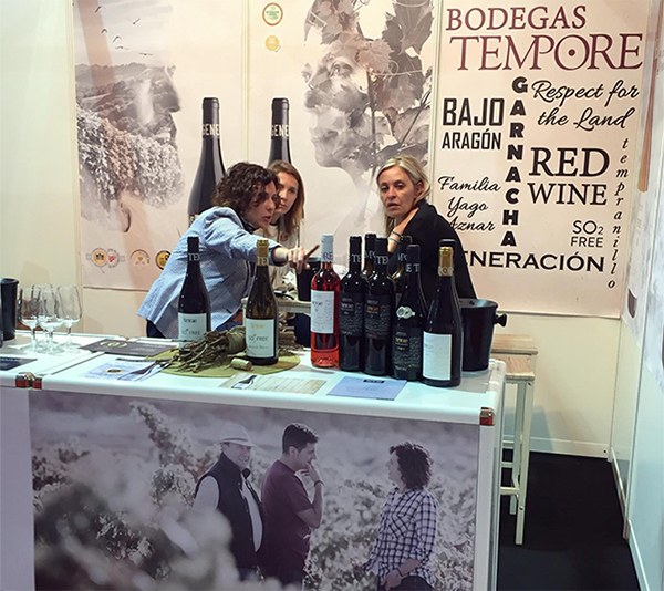 BODEGAS TEMPORE ORGANIC WINES AT THE SPANISH WINE FAIR (FENAVIN)'