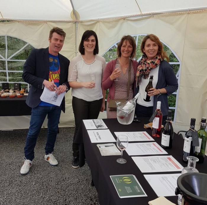 BODEGAS TEMPORE PRESENTANDO SUS VINOS ECOLÓGICOS EN BÉLGICA'
